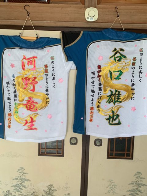 日本ハムファイターズホームユニホームへの刺繍(谷口雄也選手 